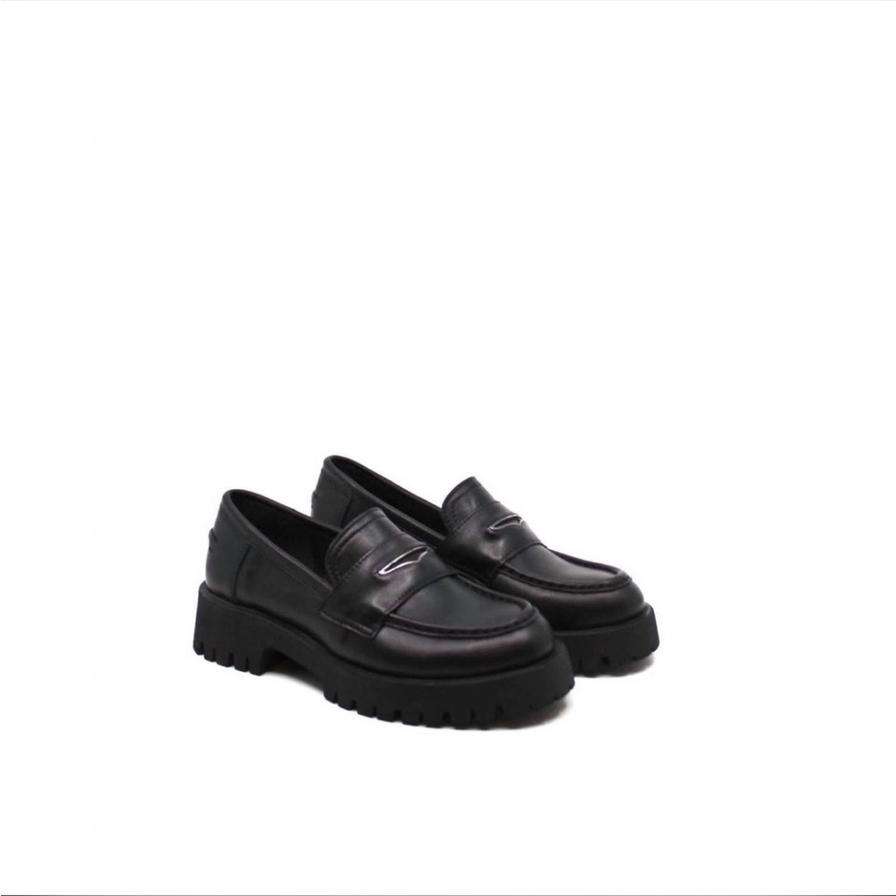 Steve Madden Black Chunky Loafers